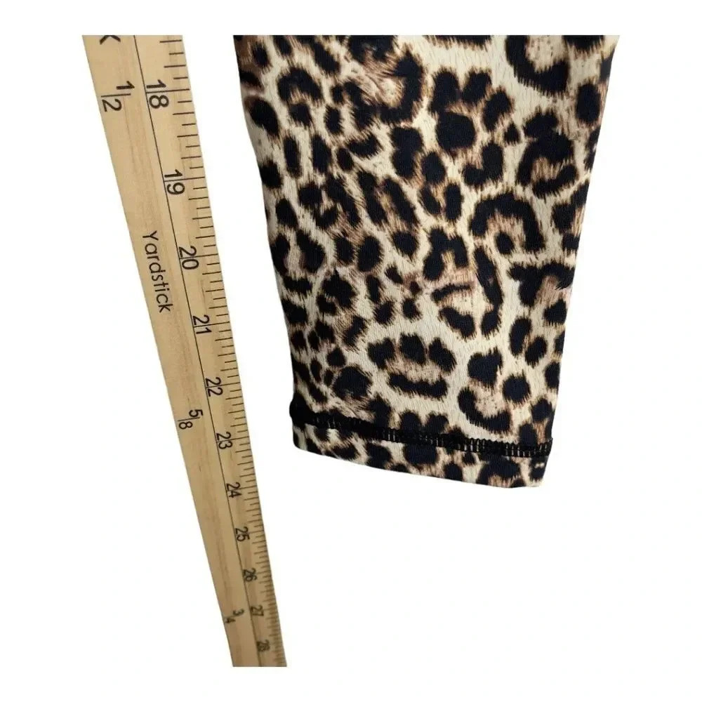 ZYIA Active Scrunchy What Leopard Brilliant Leggings 4 - Picture 8 of 10